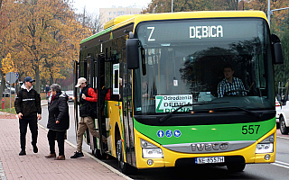 Bezpłatna komunikacja miejska i dodatkowe autobusy na Wszystkich Świętych